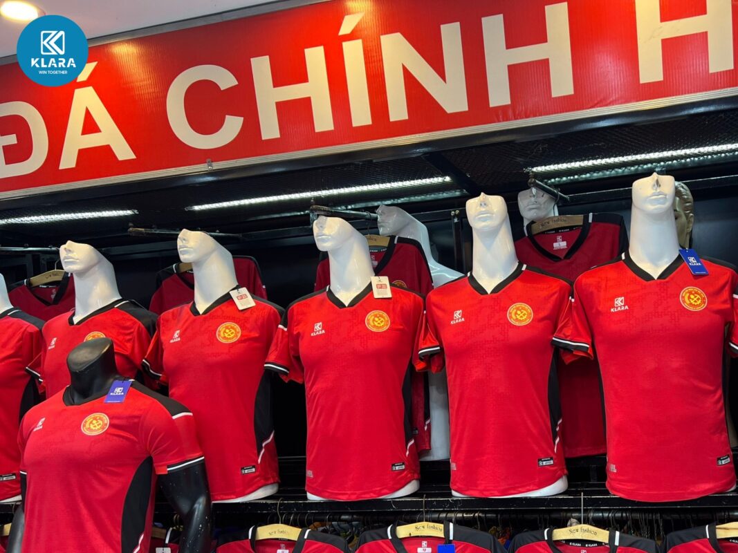 Quần áo bóng đá giá sỉ